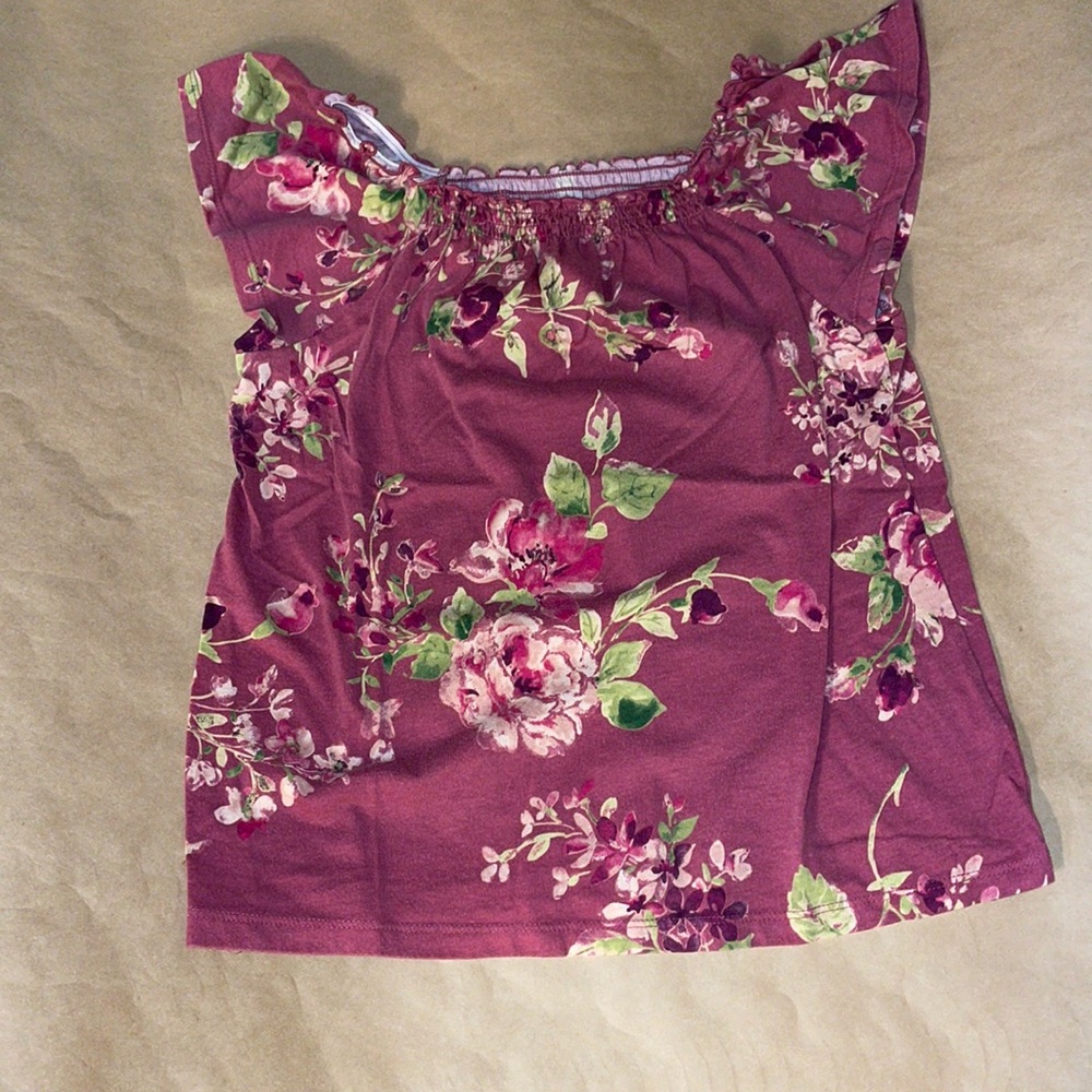 Girls short sleeve mauve Shirt with floral design